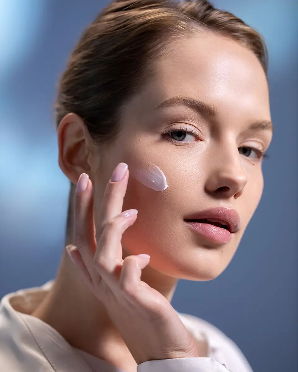 Sisley-Paris Phyto-Blanc Overnight Brightening Cream | Thumbnail 5 Sisley-Paris Phyto-Blanc Overnight Brightening Cream | Thumbnail 5