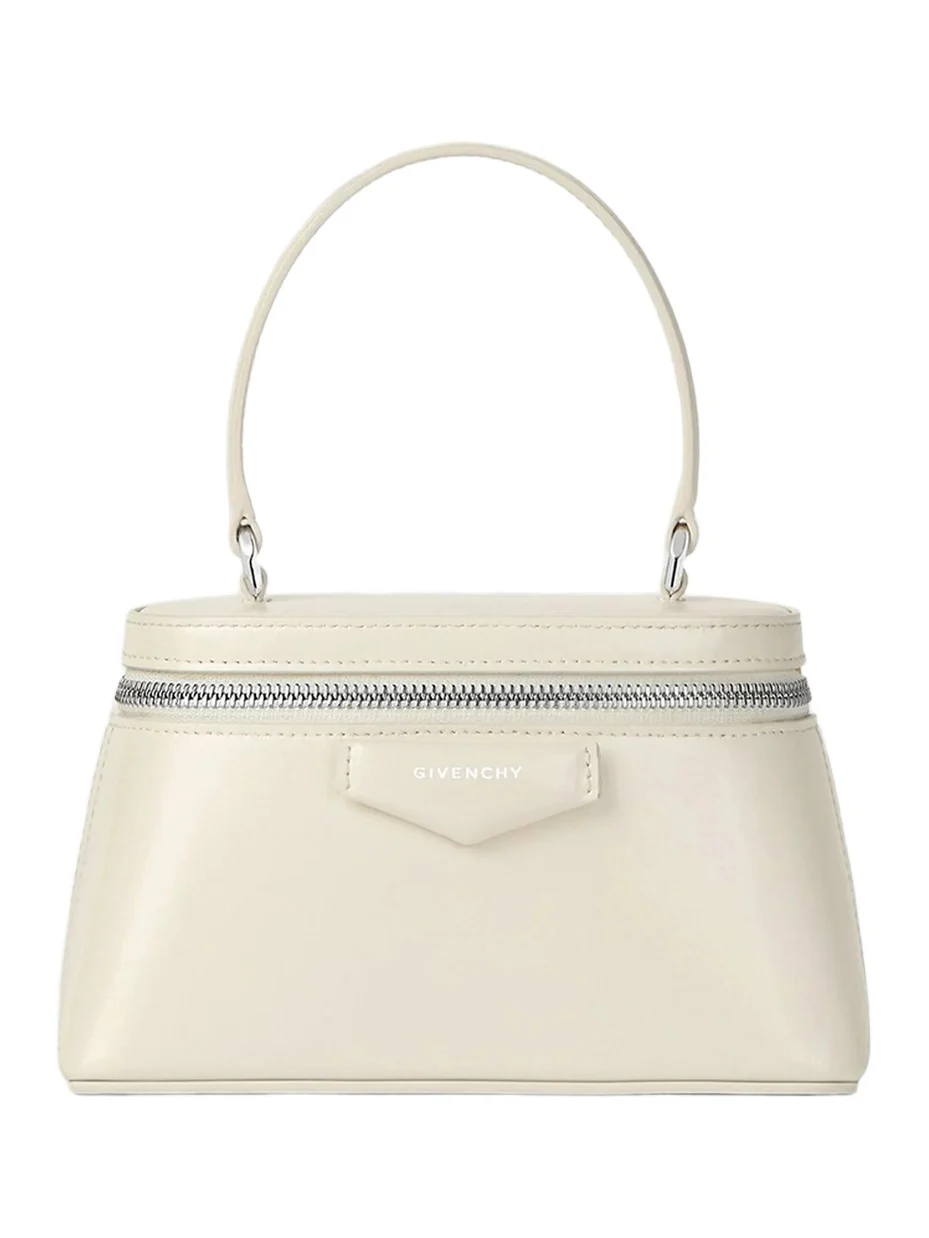 Women's Antigona Vanity Bag in Box Leather with Chain - Cream Women's Antigona Vanity Bag in Box Leather with Chain - Cream