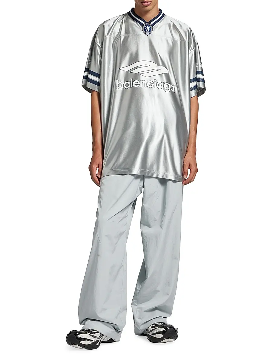 Balenciaga Men's 3B Football V-Neck Oversized T-Shirt | Thumbnail 7 Balenciaga Men's 3B Football V-Neck Oversized T-Shirt | Thumbnail 7