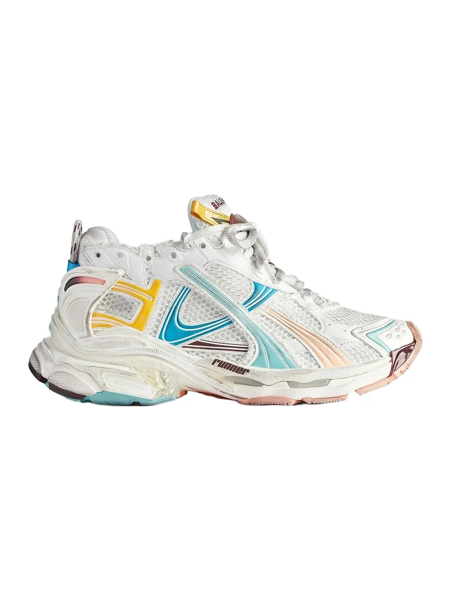 Women's Runner Sneakers Women's Runner Sneakers