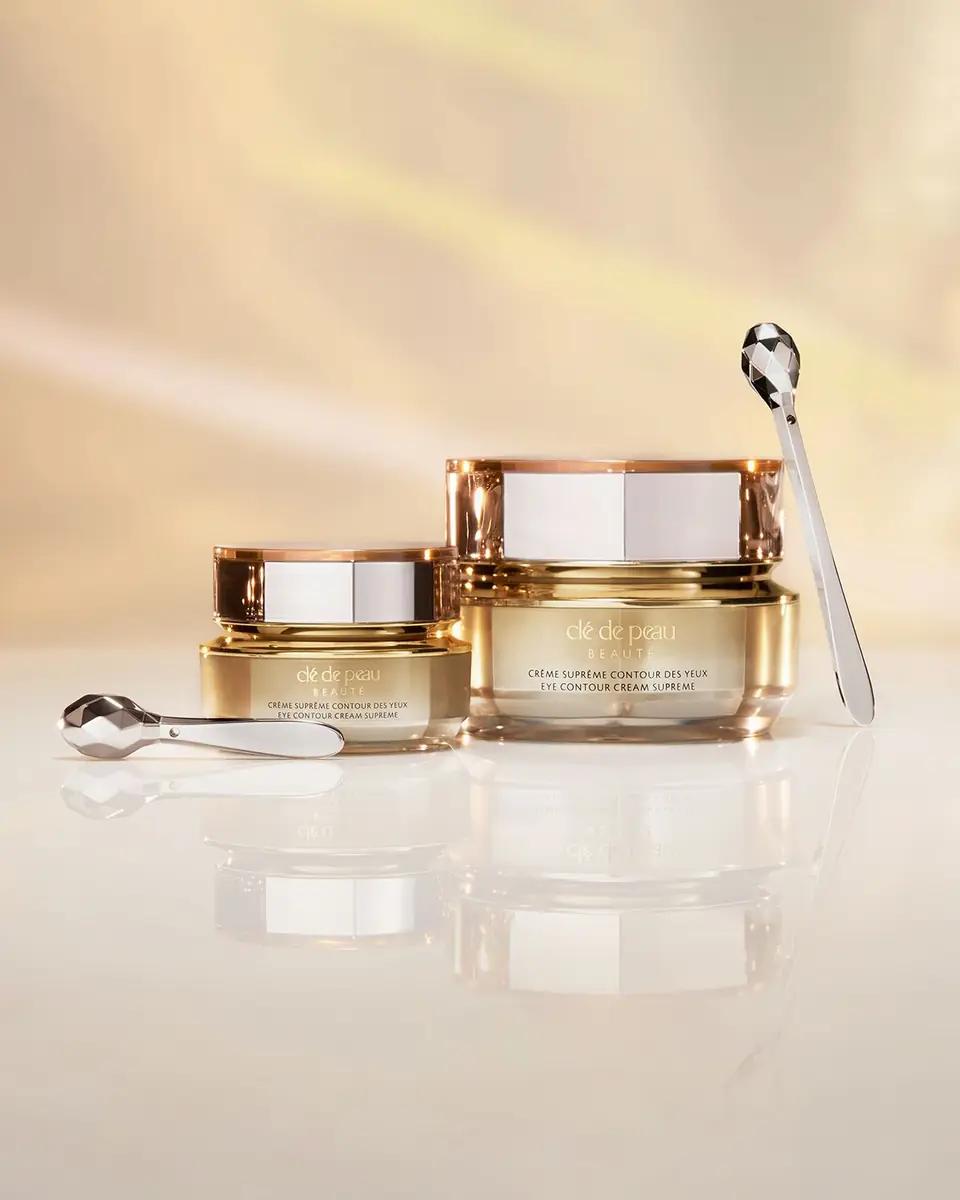 CLÉ DE PEAU BEAUTÉ Eye Contour Cream Supreme, 0.5 oz. | Thumbnail 8
