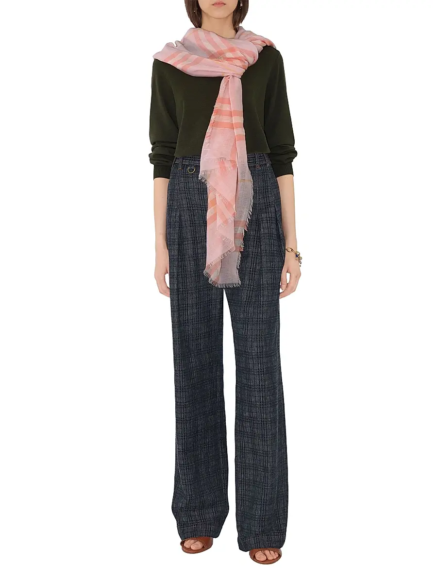 Burberry Women's Check Wool Scarf - Sugar | Thumbnail 2