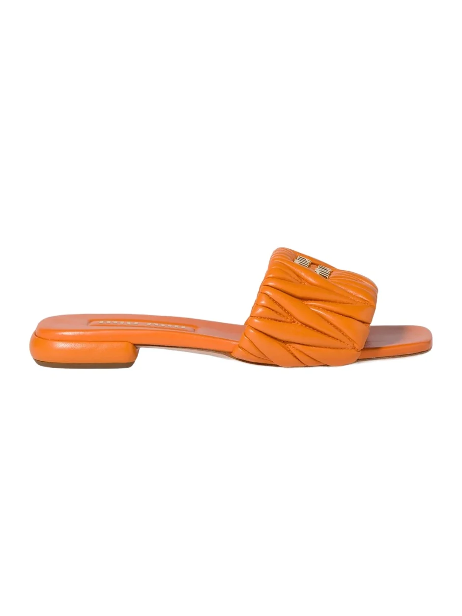 Women's Matelasse Nappa Leather Slides Women's Matelasse Nappa Leather Slides