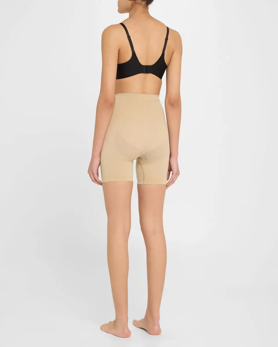 Skims Seamless Sculpt Mid-Thigh Shorts | Thumbnail 3 Skims Seamless Sculpt Mid-Thigh Shorts | Thumbnail 3