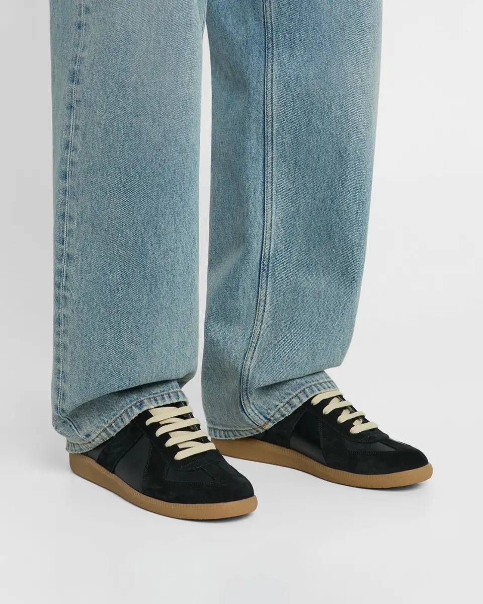 Maison Margiela Men's Replica Leather Low-Top Sneakers | Thumbnail 2 Maison Margiela Men's Replica Leather Low-Top Sneakers | Thumbnail 2