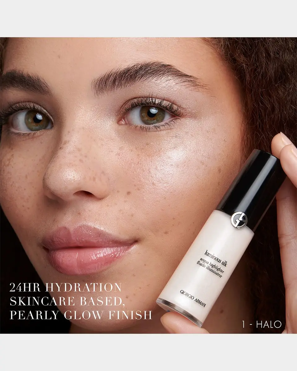 Giorgio Armani Luminous Silk Acqua Highlighter | Thumbnail 5 Giorgio Armani Luminous Silk Acqua Highlighter | Thumbnail 5