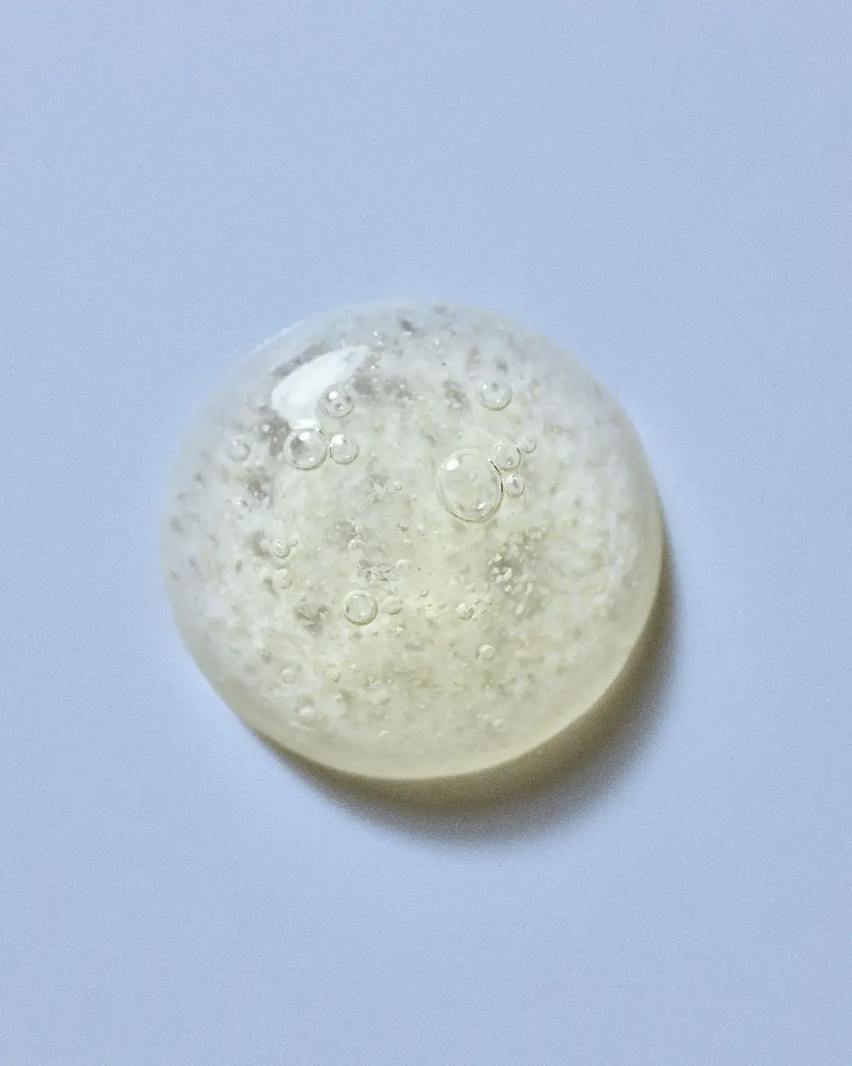Sisley-Paris Phyto-Blanc Brightening Buff & Wash | Thumbnail 2 Sisley-Paris Phyto-Blanc Brightening Buff & Wash | Thumbnail 2