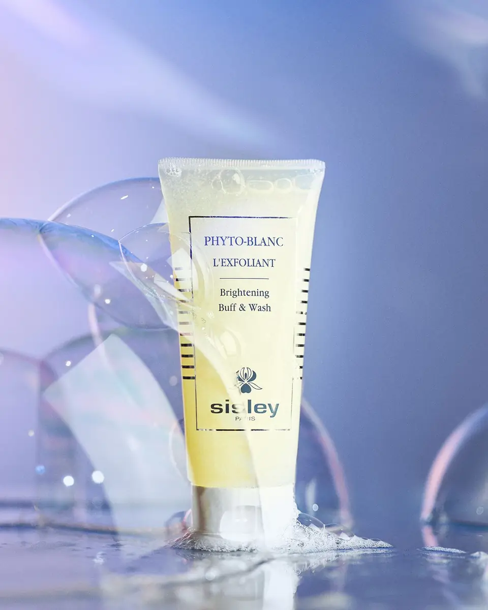 Sisley-Paris Phyto-Blanc Brightening Buff & Wash | Thumbnail 3 Sisley-Paris Phyto-Blanc Brightening Buff & Wash | Thumbnail 3