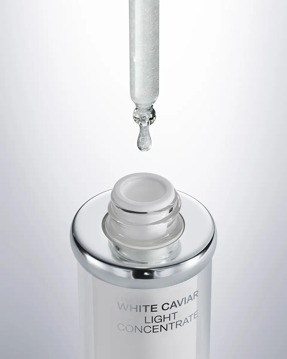 La Prairie White Caviar Light Concentrate, 0.7 oz. | Thumbnail 2