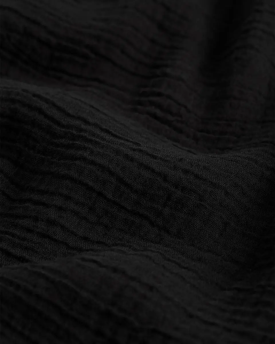 Toteme Organic Cotton Crinkled Scarf | Thumbnail 2
