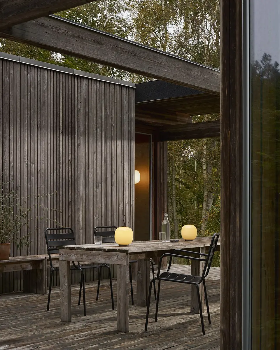 Louis Poulsen VL45 Radiohus 6.9" Portable Lamp | Thumbnail 6 Louis Poulsen VL45 Radiohus 6.9" Portable Lamp | Thumbnail 6