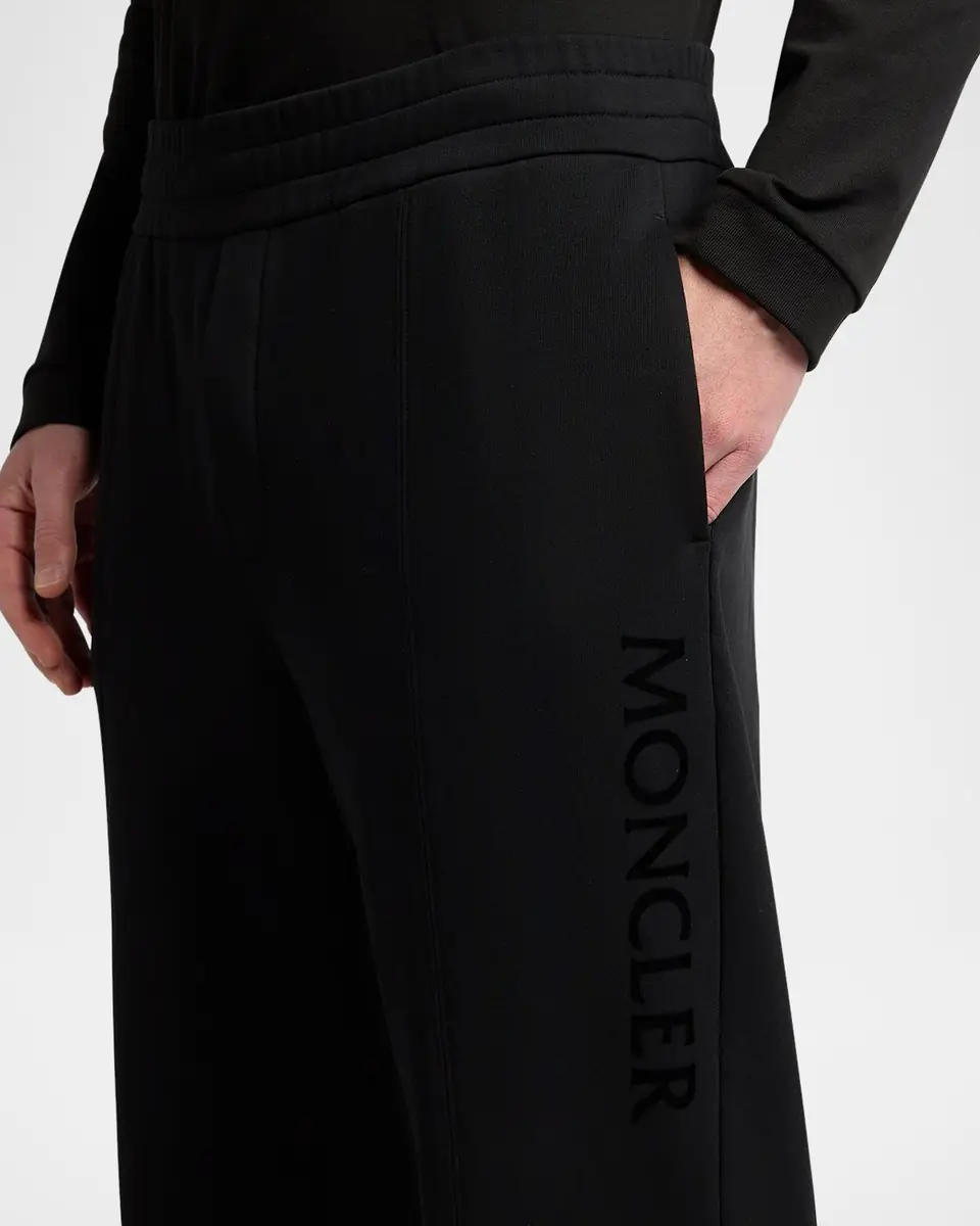 Moncler Men's Fleece Logo Sweatpants | Thumbnail 5 Moncler Men's Fleece Logo Sweatpants | Thumbnail 5
