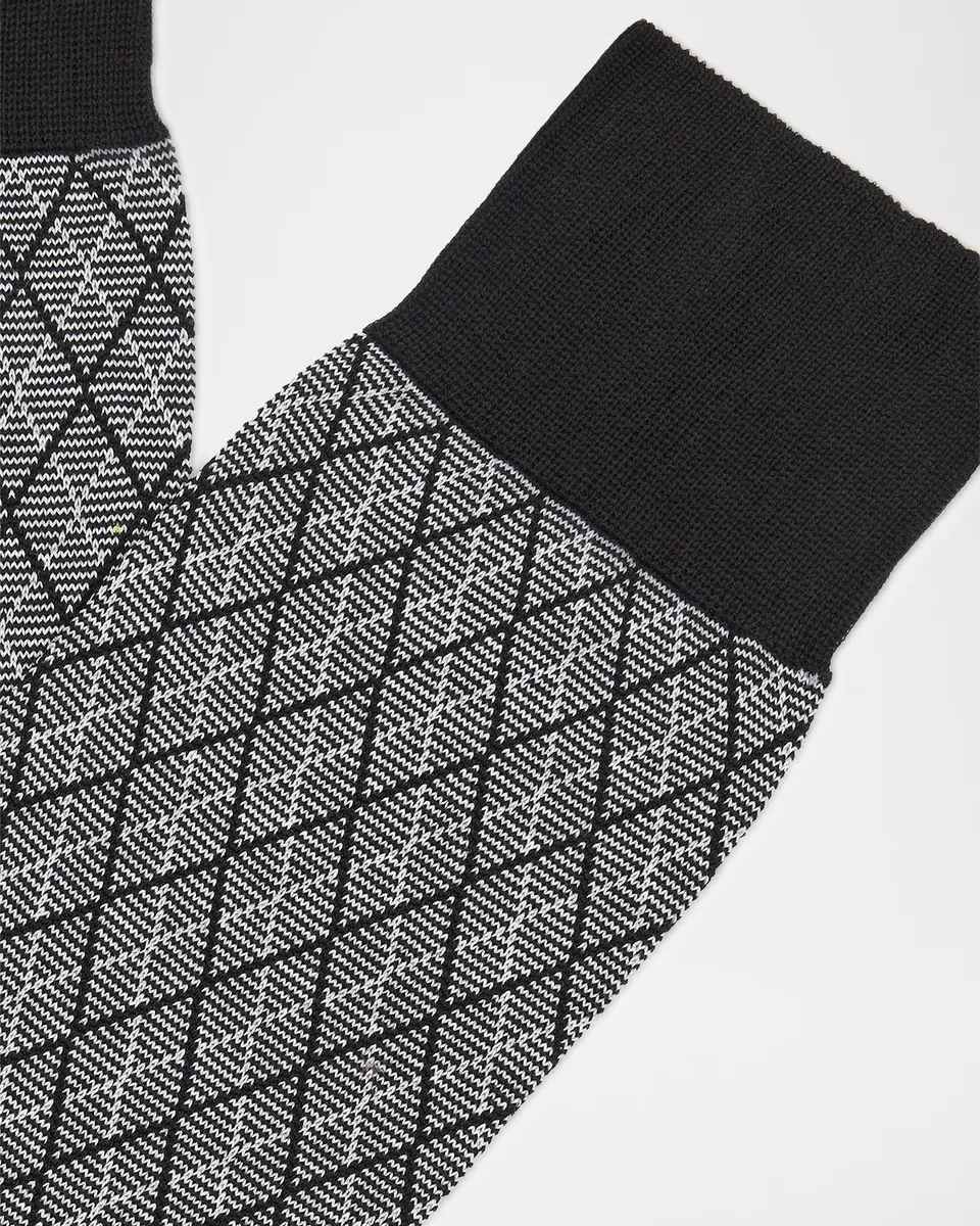 Pantherella Men's Kingsley Diamond Check Jacquard Calf-Length Socks | Thumbnail 2