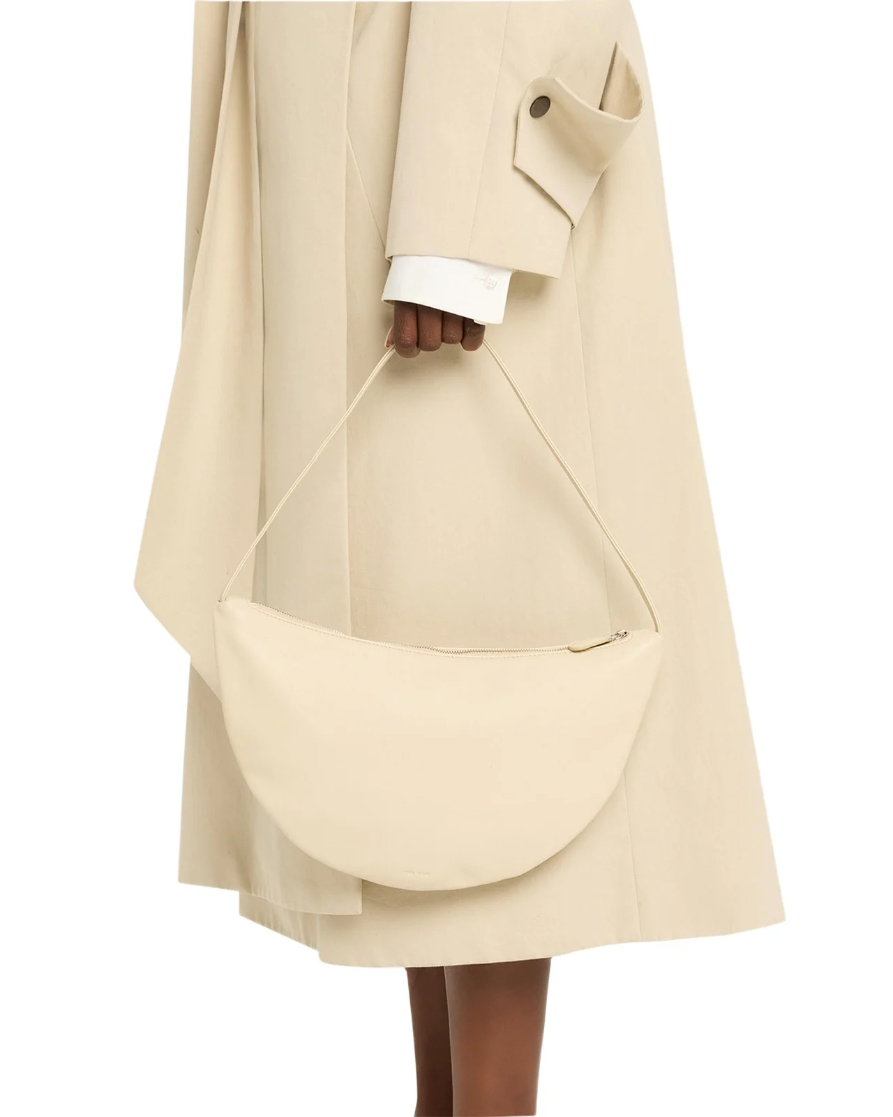 Izzy Small Crescent Shoulder Bag in Leather Izzy Small Crescent Shoulder Bag in Leather