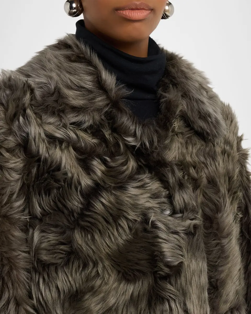 Yves Salomon Short Lamb Shearling Jacket | Thumbnail 5 Yves Salomon Short Lamb Shearling Jacket | Thumbnail 5