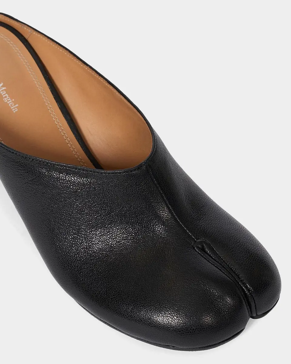 Maison Margiela Tabi Leather Split-Toe Mule Pumps | Thumbnail 3