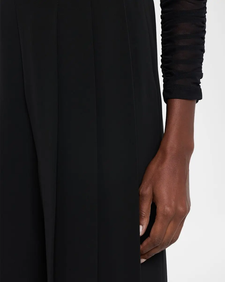 L'Agence Novalynn Cropped Pleated Pants | Thumbnail 5 L'Agence Novalynn Cropped Pleated Pants | Thumbnail 5