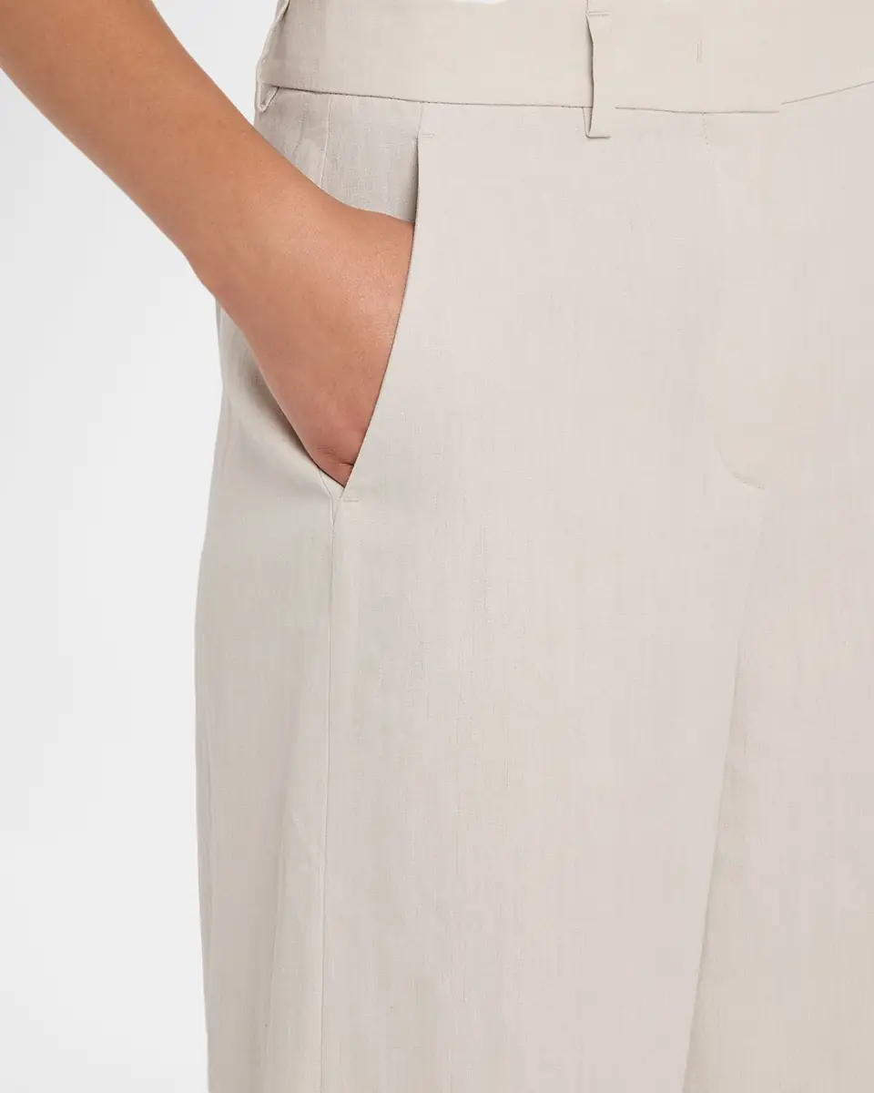 Giorgio Armani Linen Straight-Leg Trousers | Thumbnail 5