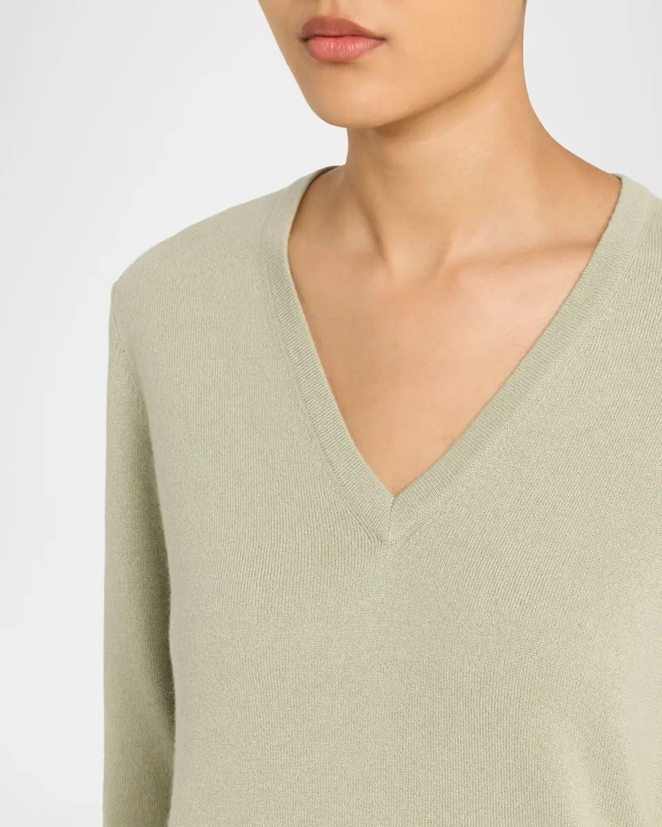 Brunello Cucinelli Monili-Trim V-Neck Cashmere Sweater | Thumbnail 5 Brunello Cucinelli Monili-Trim V-Neck Cashmere Sweater | Thumbnail 5