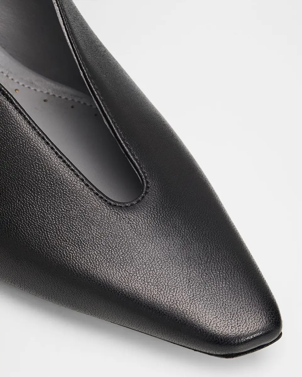 Balenciaga 90mm Duchesse Nappa Leather Pumps | Thumbnail 5 Balenciaga 90mm Duchesse Nappa Leather Pumps | Thumbnail 5
