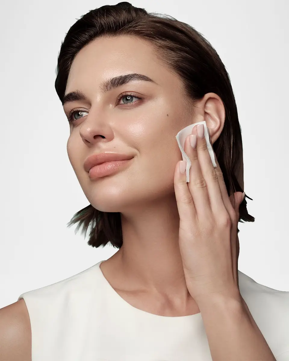RéVive Renewal Refreshing Balancing Toner, 4 oz. | Thumbnail 3 RéVive Renewal Refreshing Balancing Toner, 4 oz. | Thumbnail 3