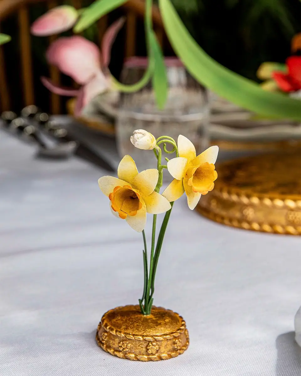 Juliska Meadow Walk Daffodil Place Card Holder | Thumbnail 4 Juliska Meadow Walk Daffodil Place Card Holder | Thumbnail 4