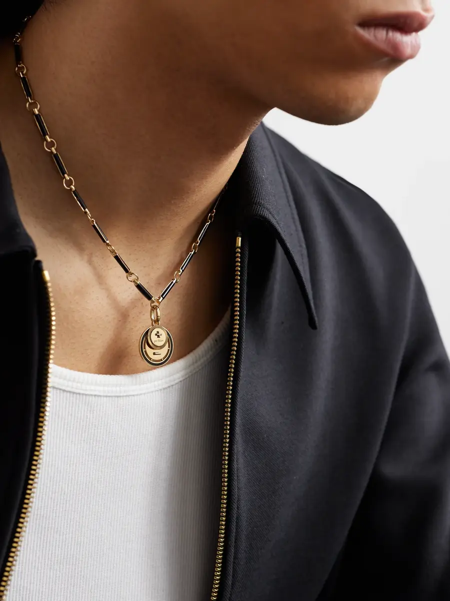Foundrae Ever Growing Vivacity 18-Karat Gold Onyx Necklace - Men | Thumbnail 2 Foundrae Ever Growing Vivacity 18-Karat Gold Onyx Necklace - Men | Thumbnail 2