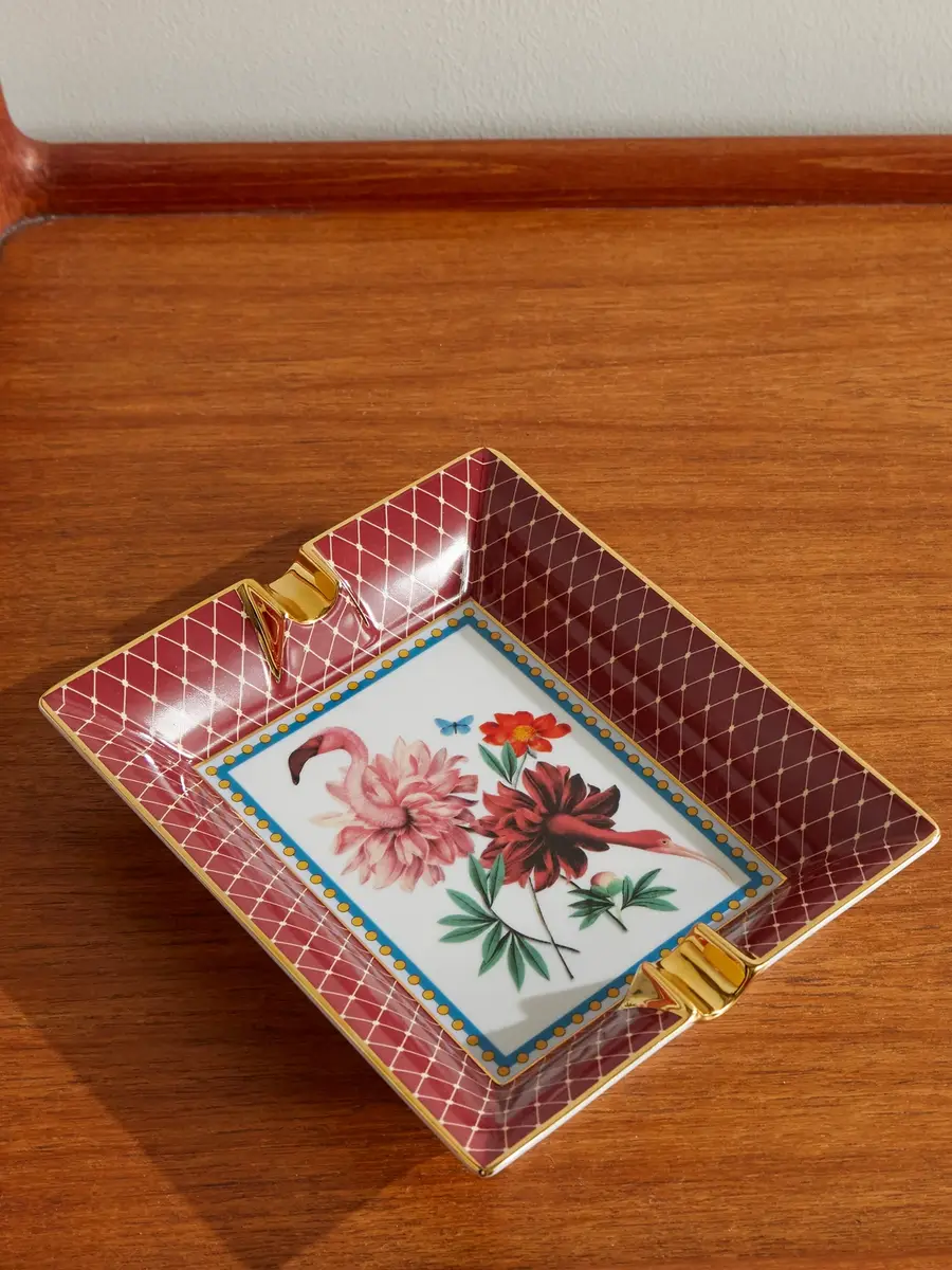 La DoubleJ Beto Val Birdbloom Painted Porcelain Ashtray - Men | Image 1 La DoubleJ Beto Val Birdbloom Painted Porcelain Ashtray - Men | Image 1