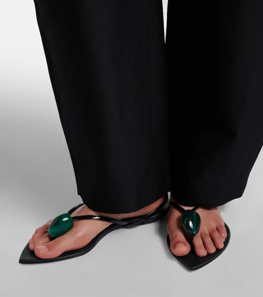 Alaïa Alaïa Embellished patent leather thong sandals | Thumbnail 5 Alaïa Alaïa Embellished patent leather thong sandals | Thumbnail 5
