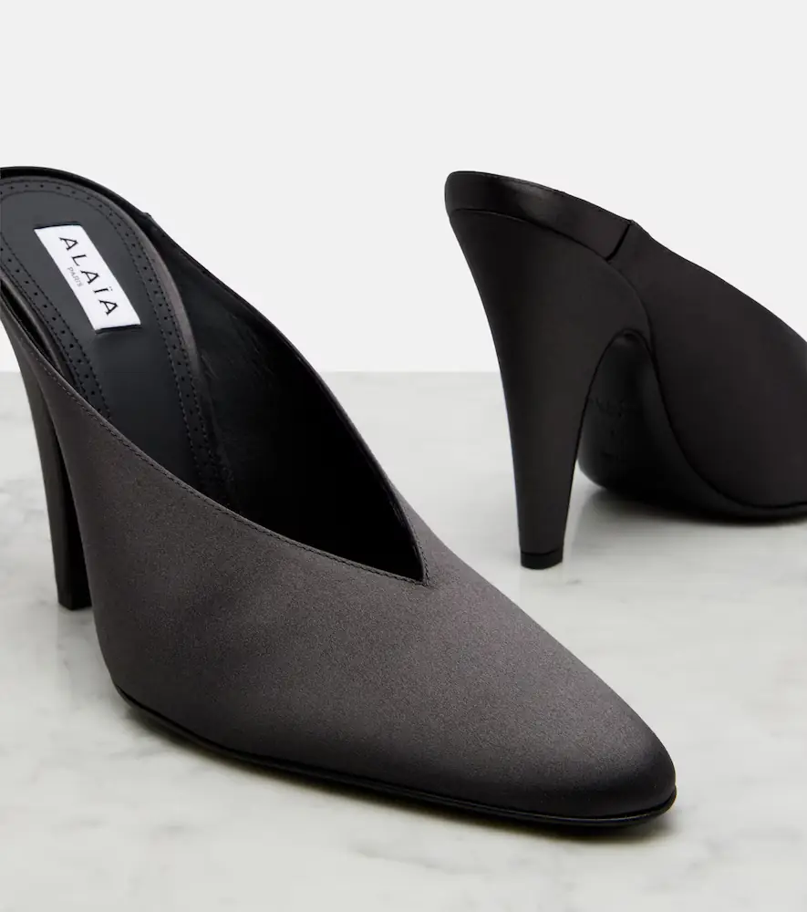 Alaïa Alaïa Cone satin mules | Thumbnail 3