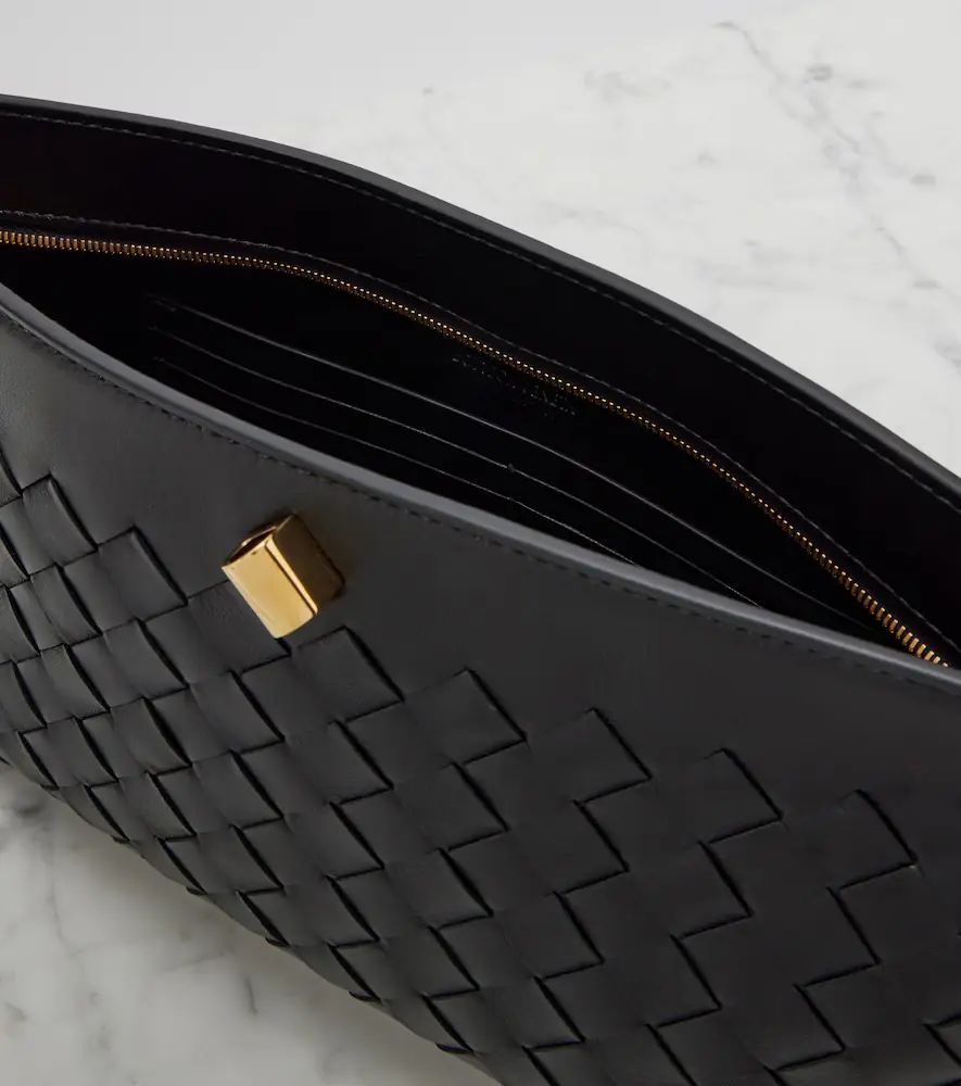 Bottega Veneta Andiamo Intrecciato Small leather clutch | Thumbnail 2 Bottega Veneta Andiamo Intrecciato Small leather clutch | Thumbnail 2
