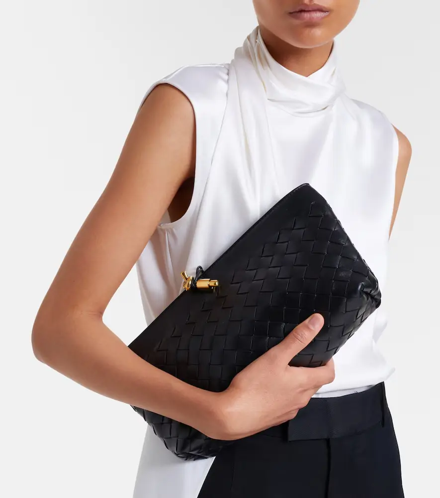 Bottega Veneta Andiamo Intrecciato Small leather clutch | Thumbnail 5 Bottega Veneta Andiamo Intrecciato Small leather clutch | Thumbnail 5