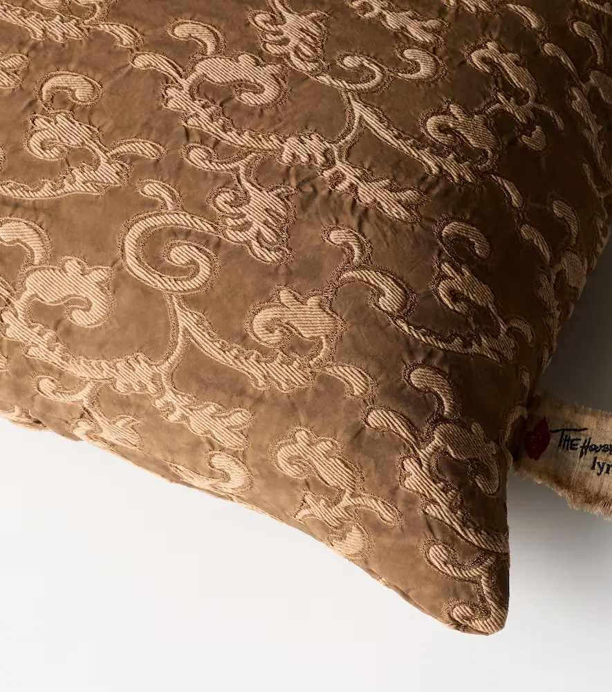 The House of Lyria Acuzio cushion | Thumbnail 3