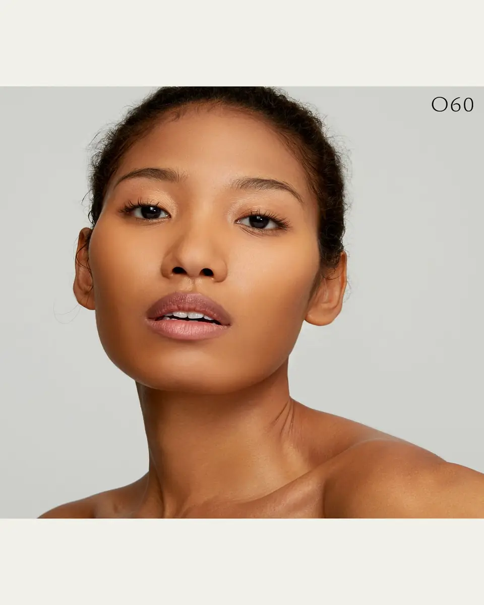 CLÉ DE PEAU BEAUTÉ Radiant Fluid Foundation Matte SPF 20, 1.1 oz. | Thumbnail 4 CLÉ DE PEAU BEAUTÉ Radiant Fluid Foundation Matte SPF 20, 1.1 oz. | Thumbnail 4