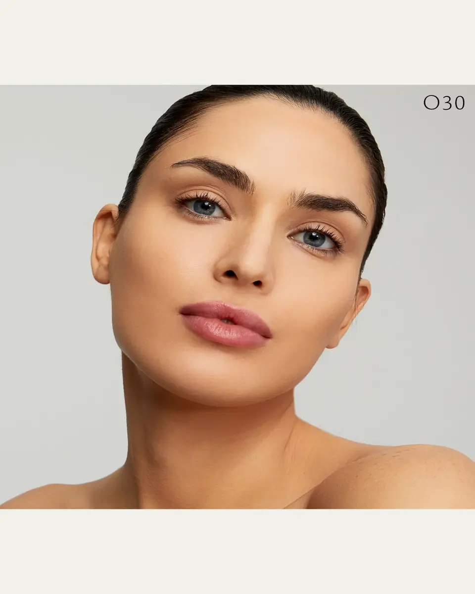CLÉ DE PEAU BEAUTÉ Radiant Fluid Foundation Matte SPF 20, 1.1 oz. | Thumbnail 4 CLÉ DE PEAU BEAUTÉ Radiant Fluid Foundation Matte SPF 20, 1.1 oz. | Thumbnail 4
