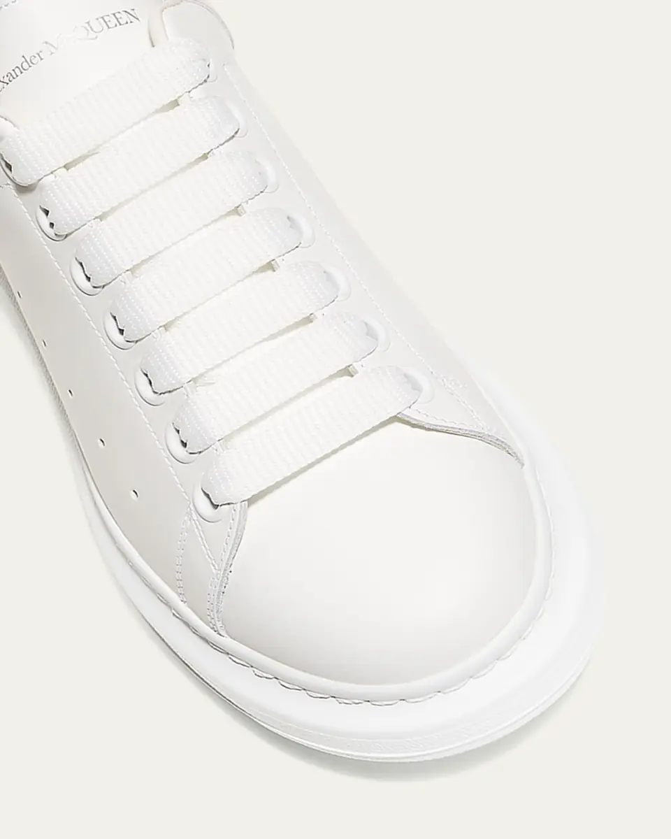 Alexander McQueen Oversized Sneakers | Thumbnail 10 Alexander McQueen Oversized Sneakers | Thumbnail 10