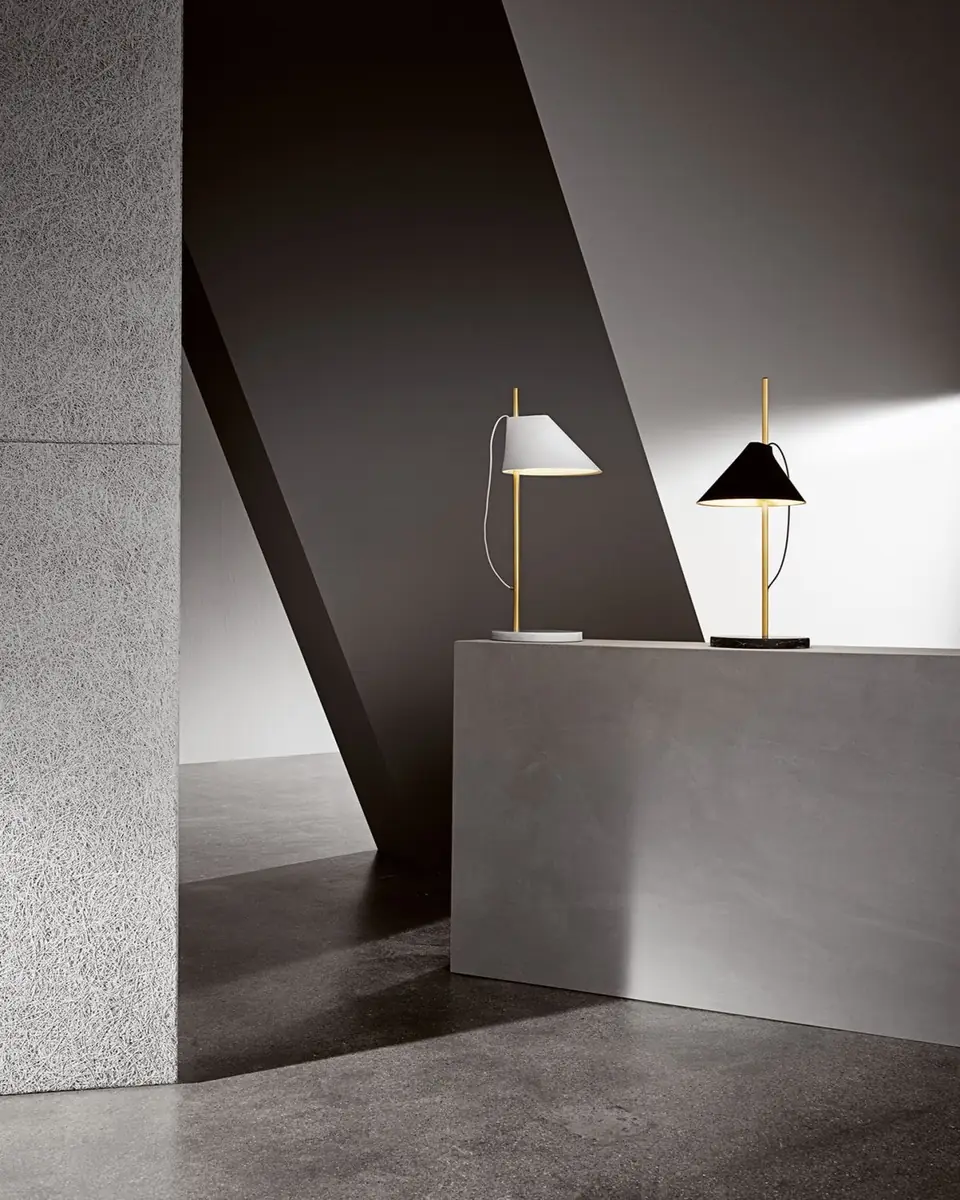 Louis Poulsen Yuh Brass Table Lamp | Thumbnail 2