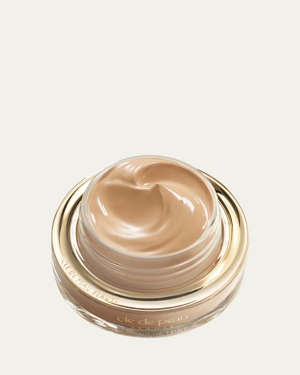 CLÉ DE PEAU BEAUTÉ The Foundation, SPF 22, 1 oz. | Thumbnail 4