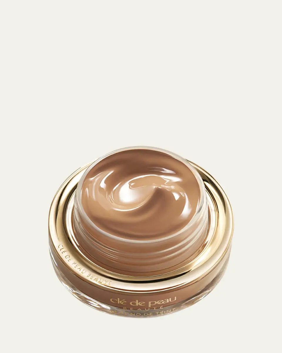 CLÉ DE PEAU BEAUTÉ The Foundation, SPF 22, 1 oz. | Thumbnail 4