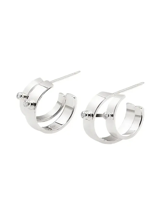 18K Monday Morning Mood Double Hoop Earrings 18K Monday Morning Mood Double Hoop Earrings