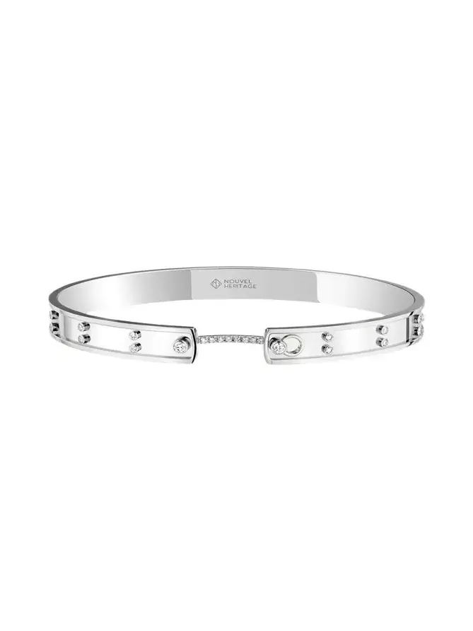 18K Picnic in Paris Mood Bangle 18K Picnic in Paris Mood Bangle