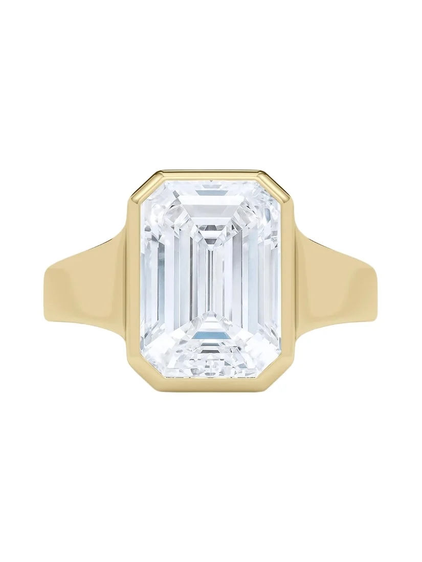 18K Emerald Cut Lab Grown Diamond Cigar Bezel Ring, 3.0tcw 18K Emerald Cut Lab Grown Diamond Cigar Bezel Ring, 3.0tcw