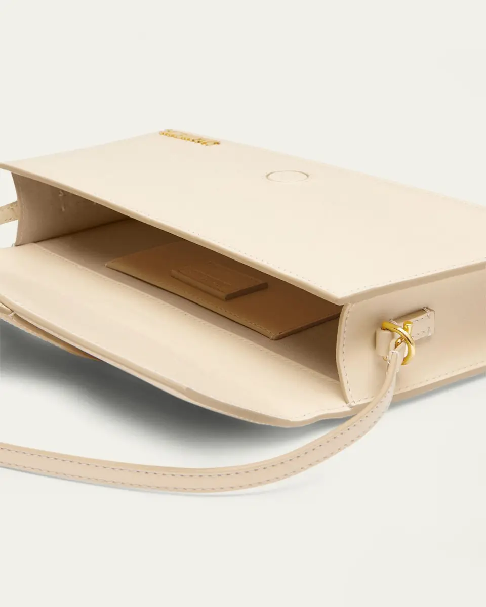Jacquemus Le Bambino Long Leather Shoulder Bag | Thumbnail 4 Jacquemus Le Bambino Long Leather Shoulder Bag | Thumbnail 4