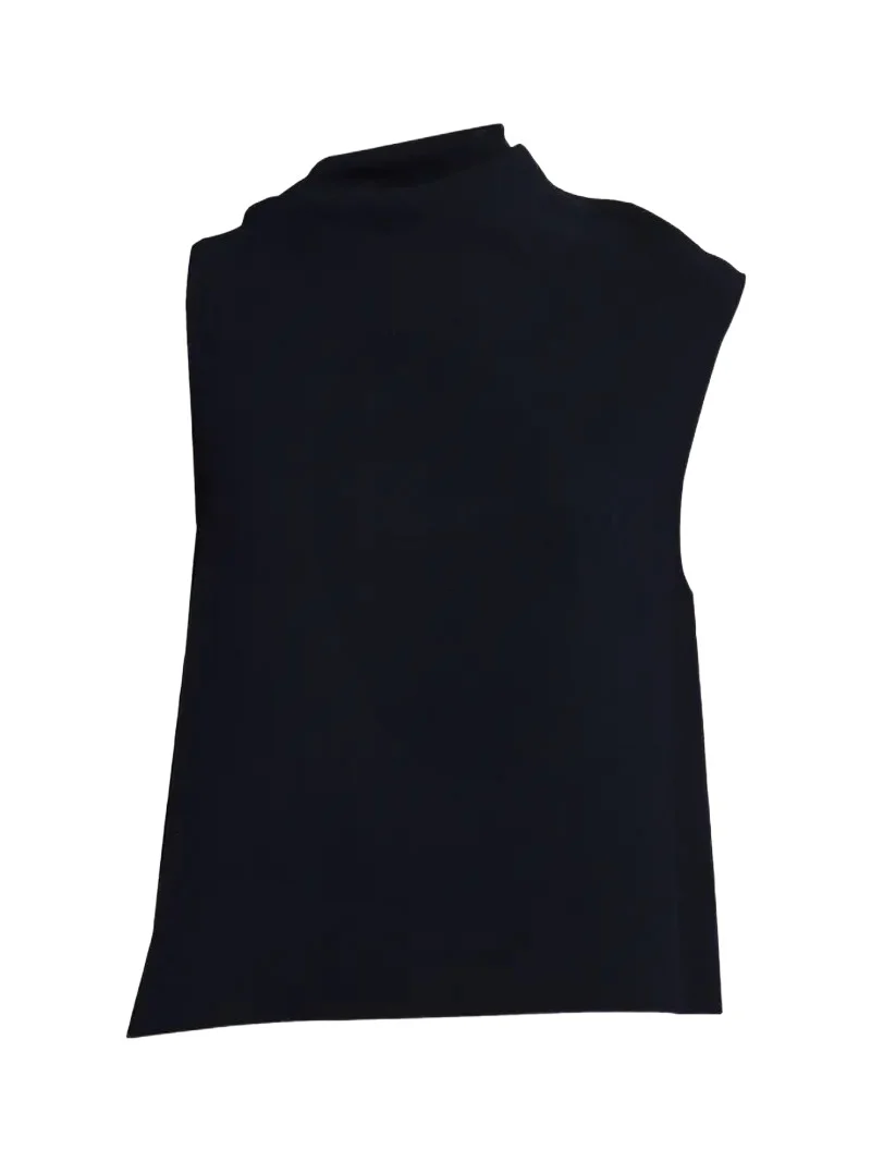 Draped Asymmetric Top