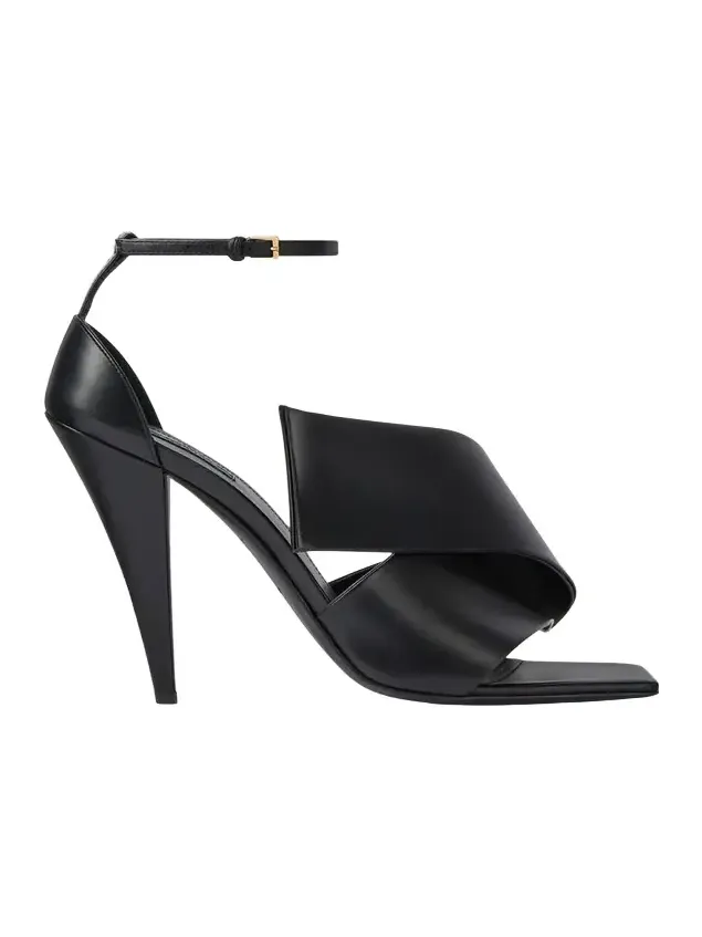 Twisted Ribbon Leather Sandals Twisted Ribbon Leather Sandals