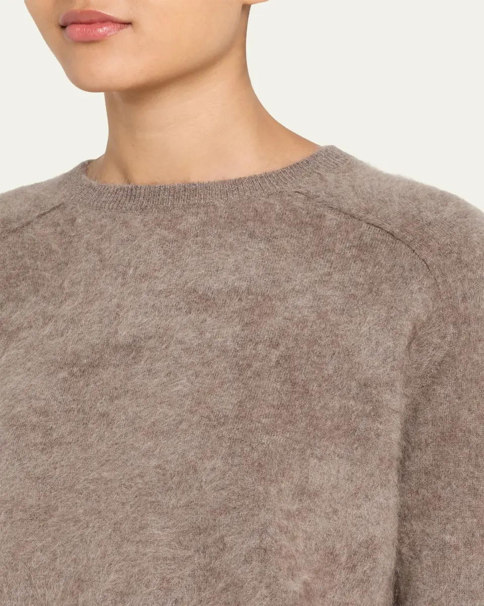 Lisa Yang Fride Short-Sleeved Mock-Neck Cashmere Sweater | Thumbnail 5 Lisa Yang Fride Short-Sleeved Mock-Neck Cashmere Sweater | Thumbnail 5