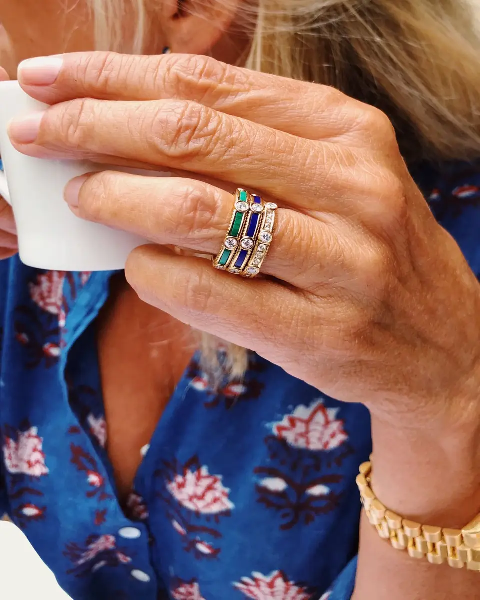 Viltier Rayon Ring in Malachite, Yellow Gold and Diamonds | Thumbnail 2
