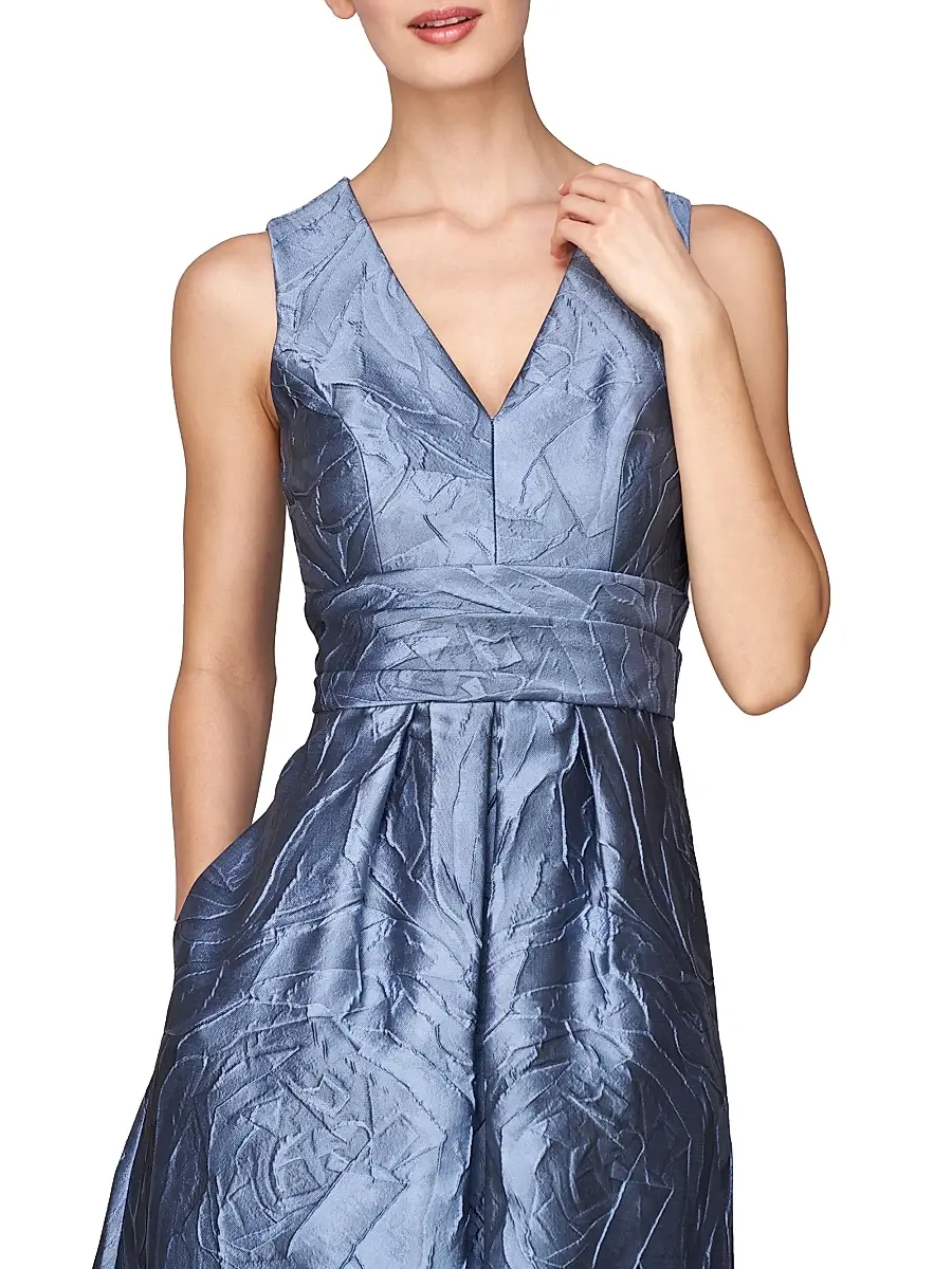 Kay Unger Women's Mariah Jacquard Textured Gown | Thumbnail 5 Kay Unger Women's Mariah Jacquard Textured Gown | Thumbnail 5