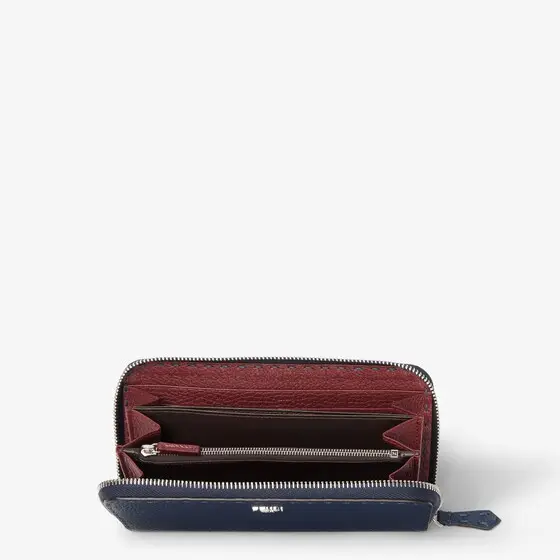 Fendi Wallet with zip | Thumbnail 3 Fendi Wallet with zip | Thumbnail 3