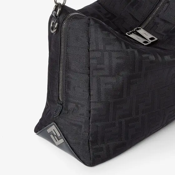 Fendi Large Lui bag with a soft design, made of | Thumbnail 5 Fendi Large Lui bag with a soft design, made of | Thumbnail 5